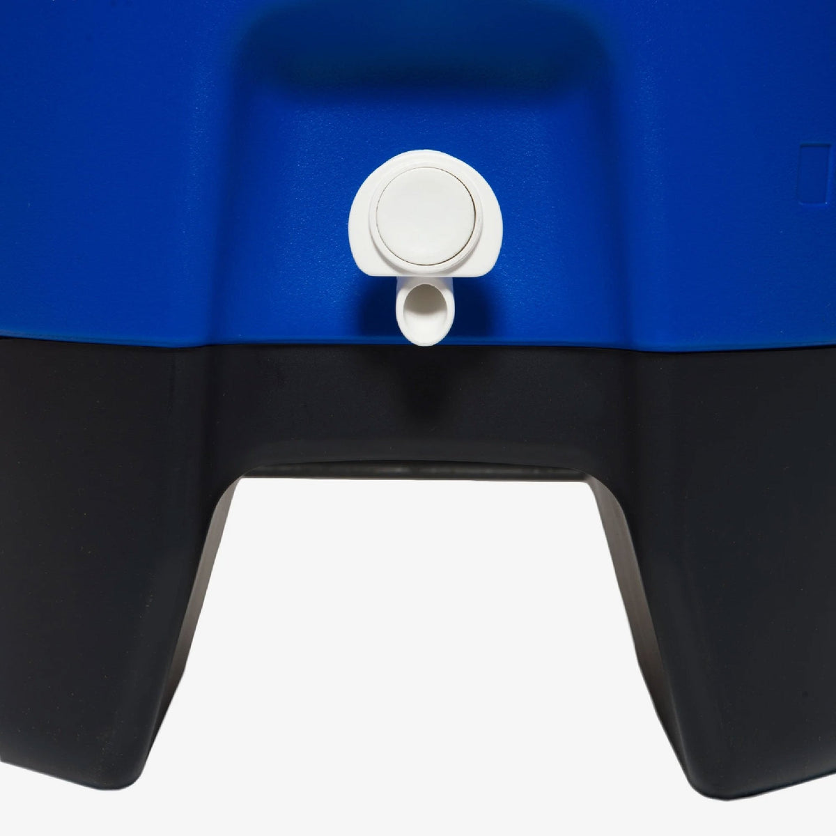 sport-5-gallon-roller-water-jug-a7 42115-sport-5-gallon-roller-water-jug-majestic-blue-detail.jpg