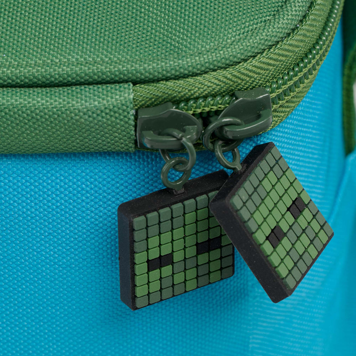 minecraft-chicken-jockey-square-lunch-cooler-bag-c4 00027778-Z.jpg