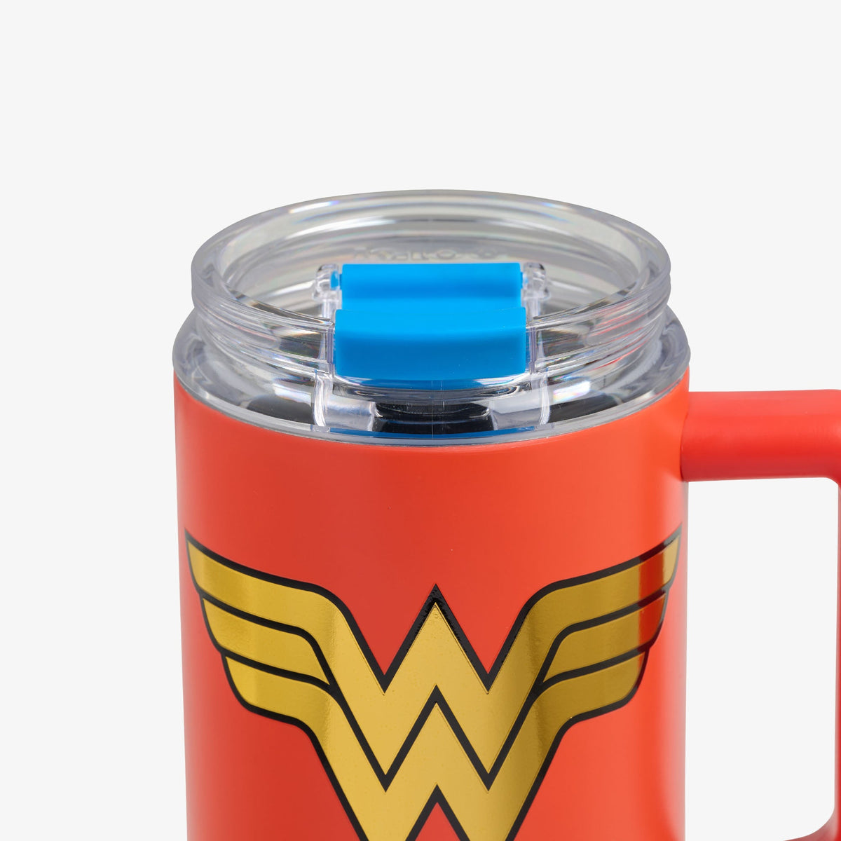 dc-super-heroes-wonder-womantm-32-oz-travel-mug-c0 00027934-L.jpg