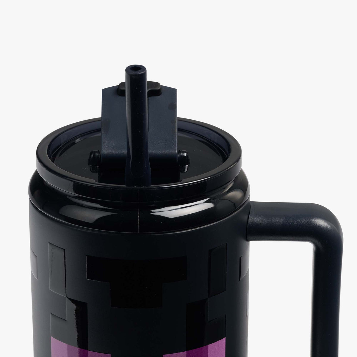 minecraft-enderman-32-oz-travel-mug-e3 00027992-STRW.jpg