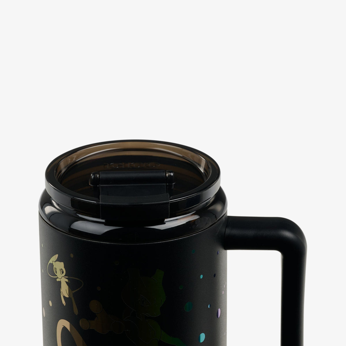 pokemon-mew-and-mewtwo-32-oz-travel-mug-q0 00027995-L.jpg