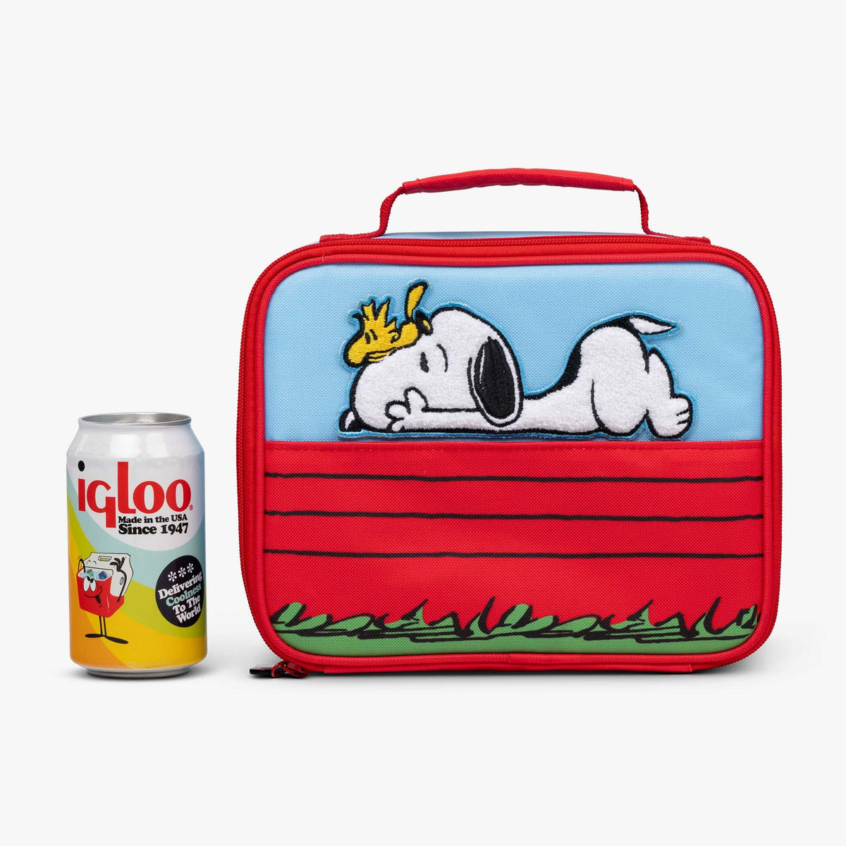 snoopy-s-doghouse-horizontal-lunch-cooler-bag-p0 00028034-P.jpg
