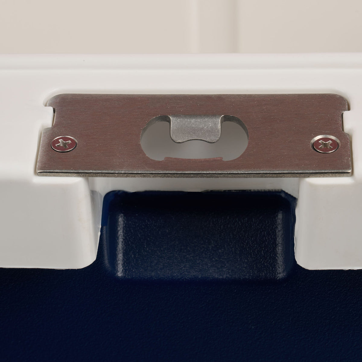 trailmate-25-qt-cooler-r2 00033130-BO.jpg