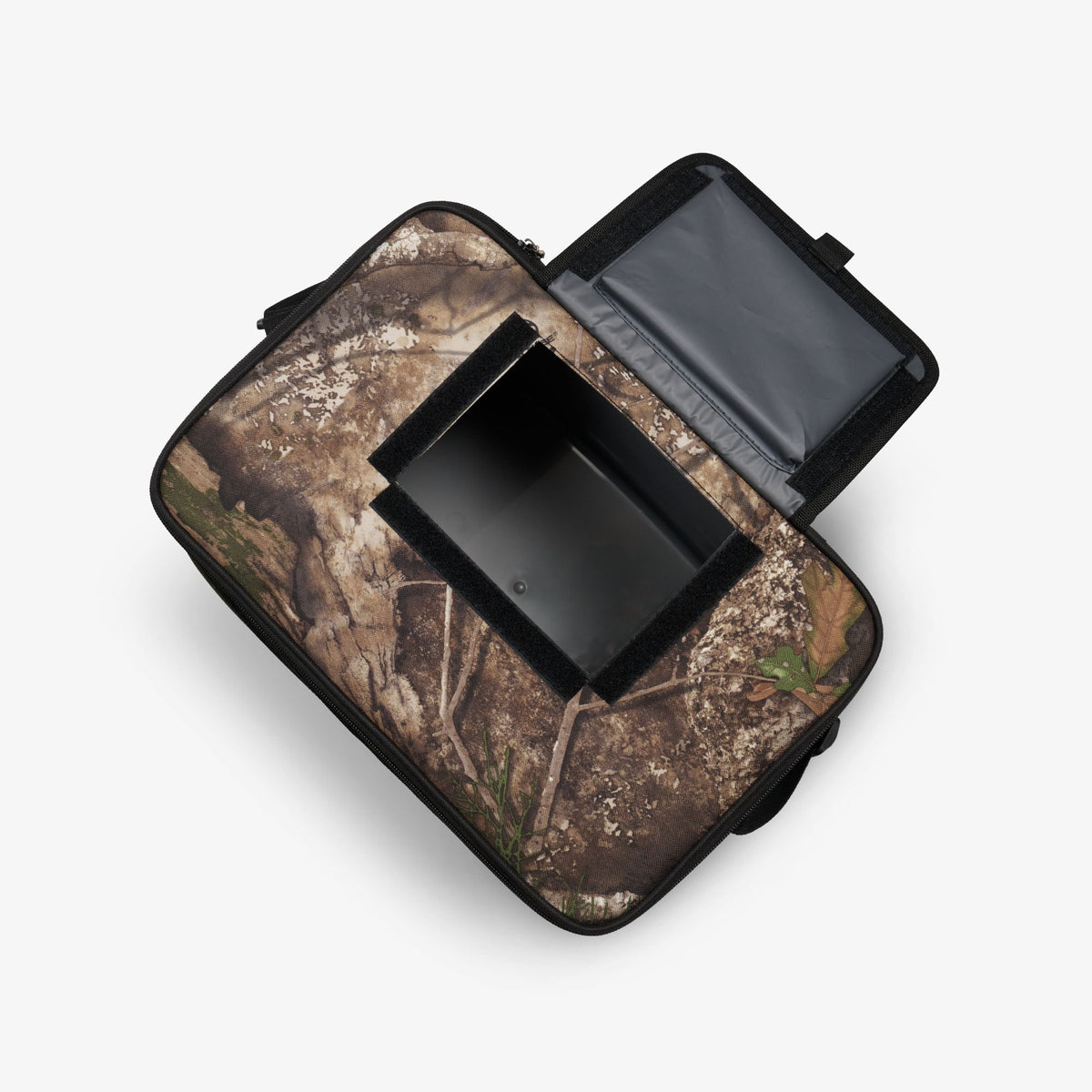 realtree-apx-hlc-28-can-bag-i6 00064354-O3-2025.jpg
