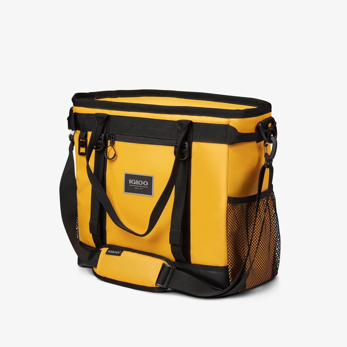 pursuit-30-can-tote-e6 00065993_2.jpg
