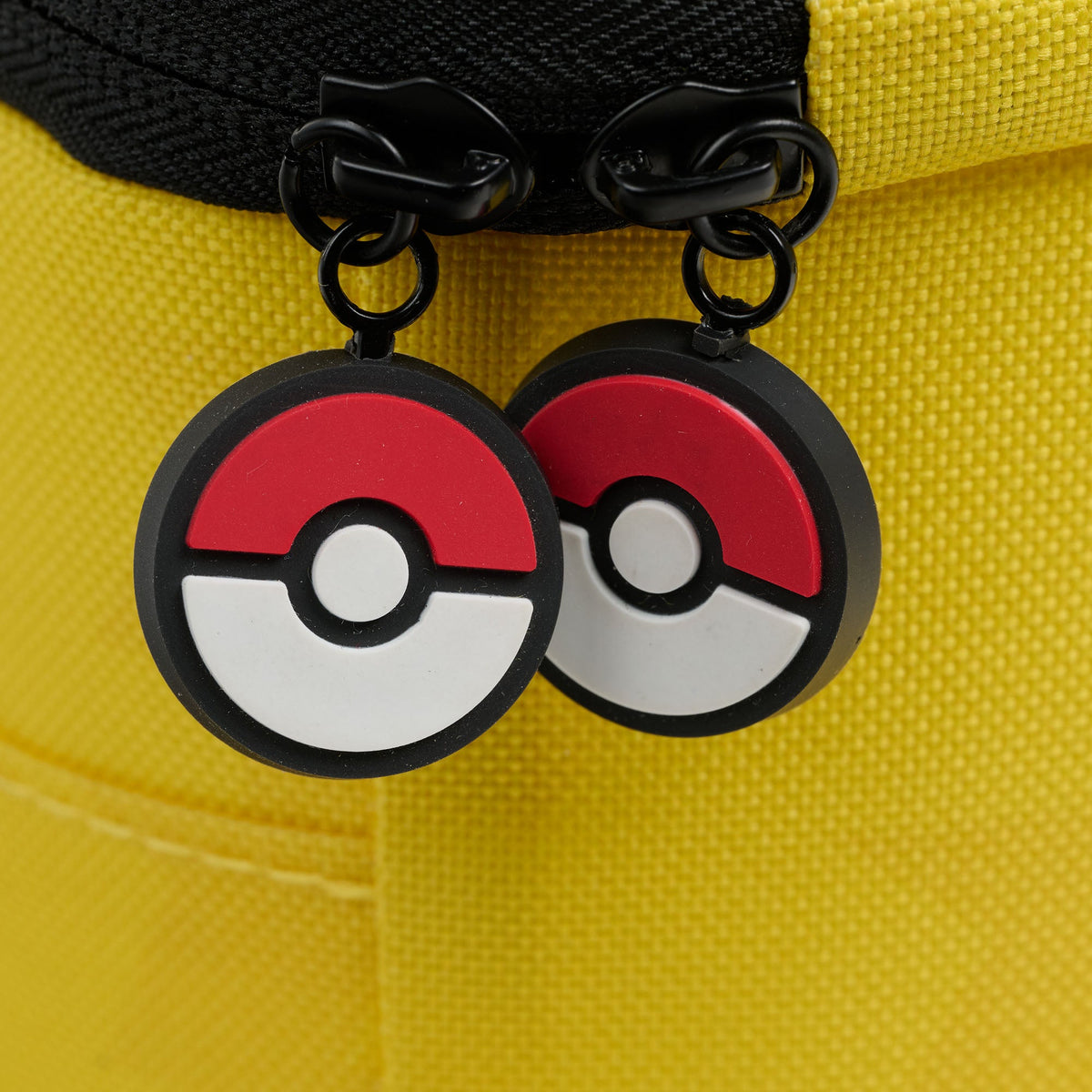 pokemon-pikachu-square-lunch-cooler-bag-j4 00066645-Z.jpg