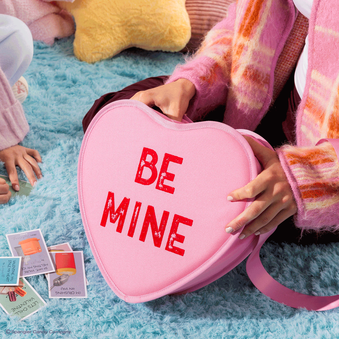 sweethearts-candies-be-mine-cooler-bag-m7 Sweethearts_NATIVE_PDP_Novelty-Tote_GIF.gif